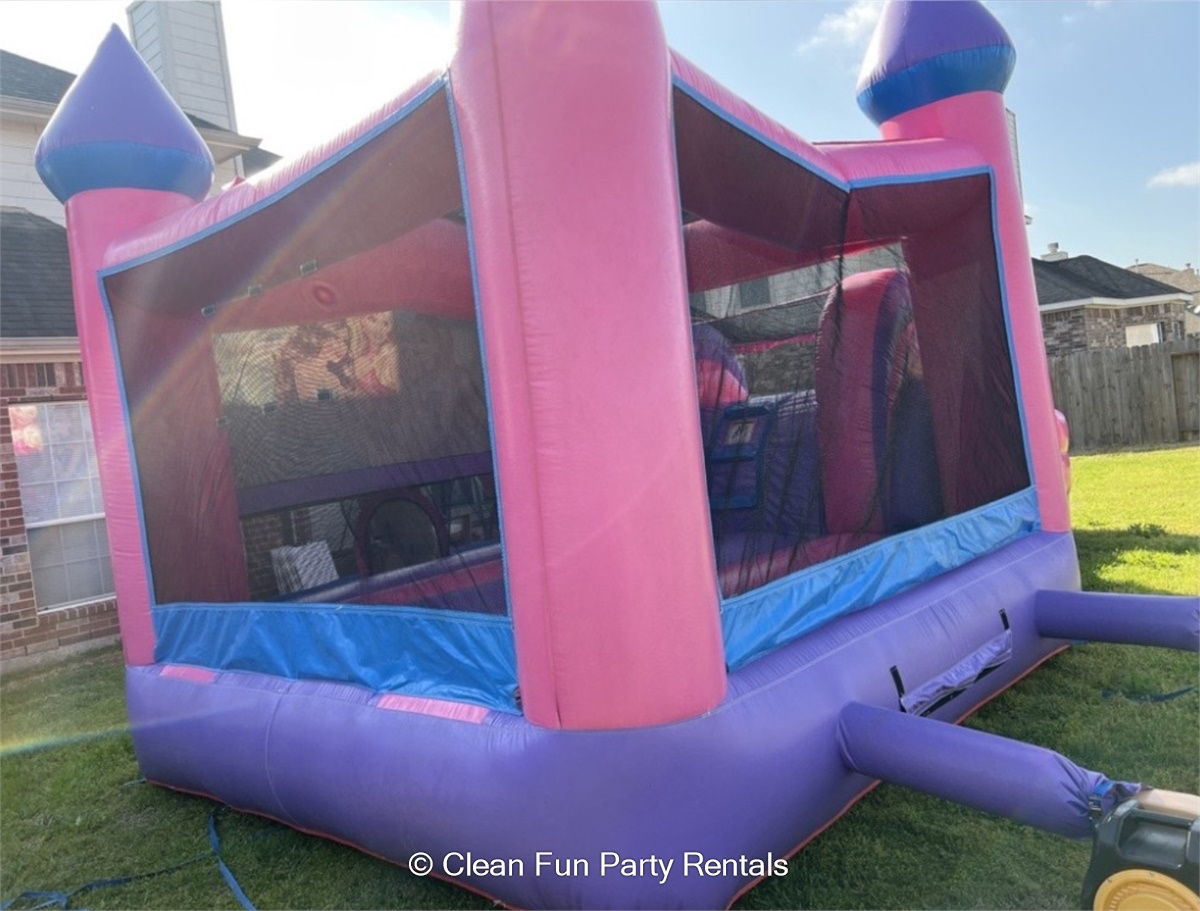 Creating the Ultimate Kid’s Party with Bounce House Rental in Katy